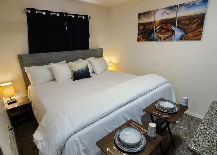 069b Comfortable With Kitchenette And King Bed Near South Rim Sleeps 4 *