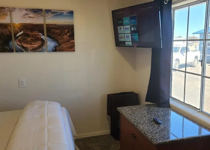 Apartment 069b Comfortable With Kitchenette And King Bed Near South Rim Sleeps 4 *