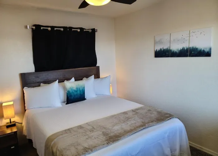 069b Comfortable With Kitchenette And King Bed Near South Rim Sleeps 4 *