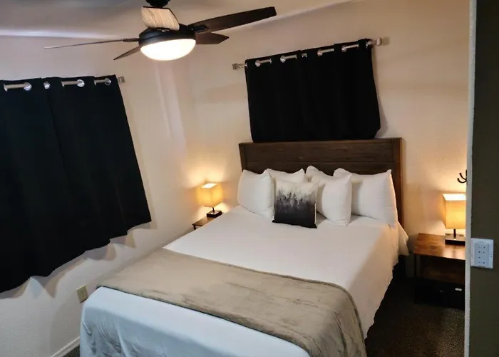 069b Comfortable With Kitchenette And King Bed Near South Rim Sleeps 4 Apartment