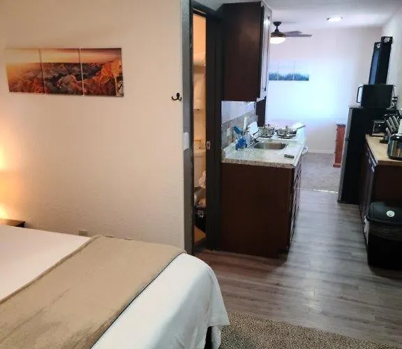 069b Comfortable With Kitchenette And King Bed Near South Rim Sleeps 4 Apartment *