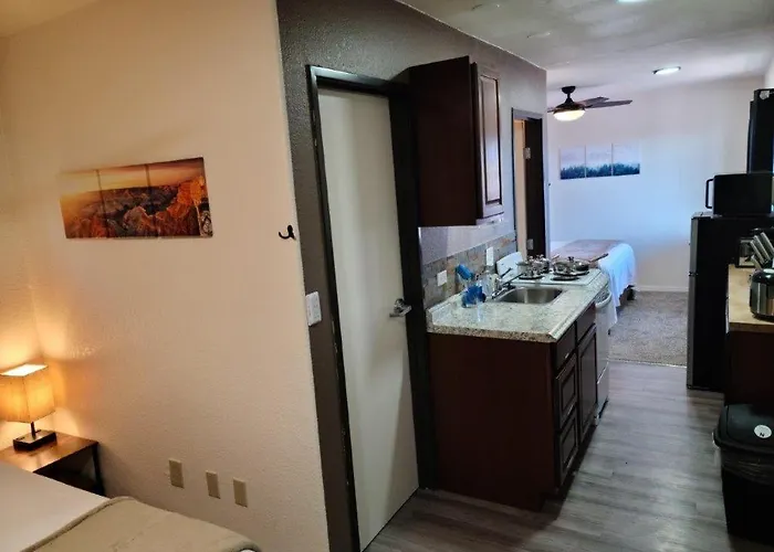 069b Comfortable With Kitchenette And King Bed Near South Rim Sleeps 4 Apartment Valle