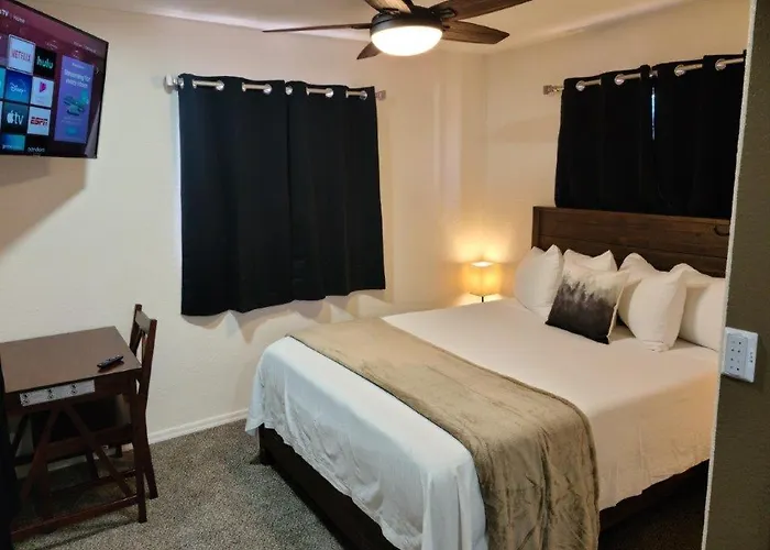 069b Comfortable With Kitchenette And King Bed Near South Rim Sleeps 4 *